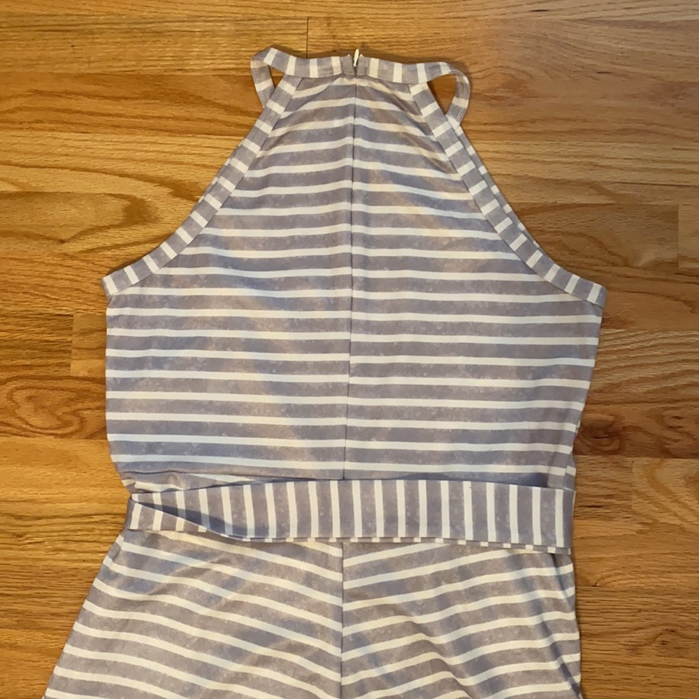 ePretty White & Grey Striped Jumpsuit with Pockets - Picture 7 of 8